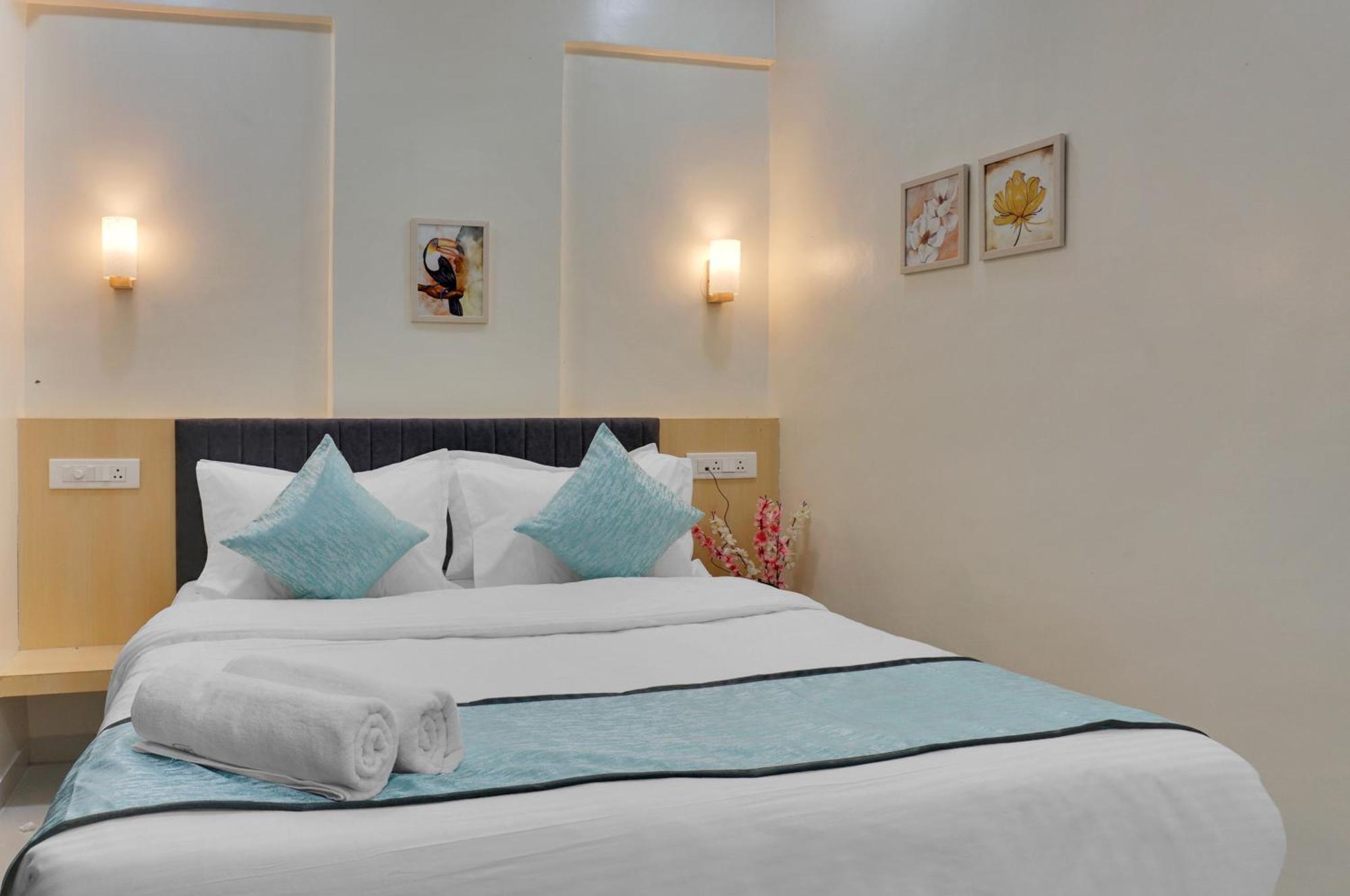Urban Hometel Pune Eksteriør bilde